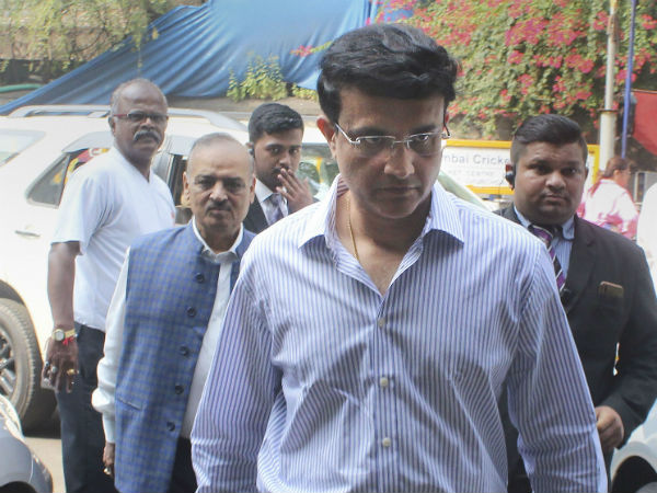 বিসিসিআই ছাড়তে চান না সৌরভ বিসিসিআই ছাড়তে চান না সৌরভ