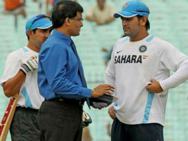 মহেন্দ্র সিং ধোনি