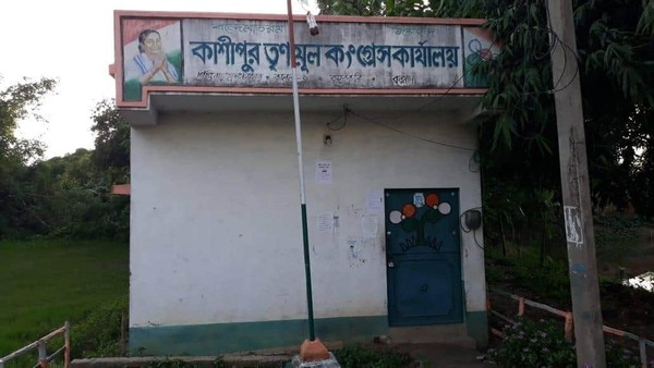 তিন তালার 'তালাক' চাইছেন নেতারা তিন তালার 'তালাক' চাইছেন নেতারা