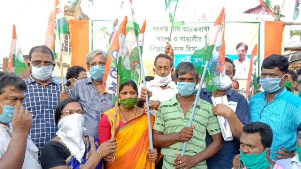 রাজ্য সরকারের পাশে রাজ্য সরকারের পাশে