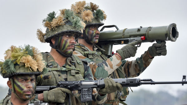 বেনাপোল-পেট্রাপোল সীমান্ত দিয়েই পাচার