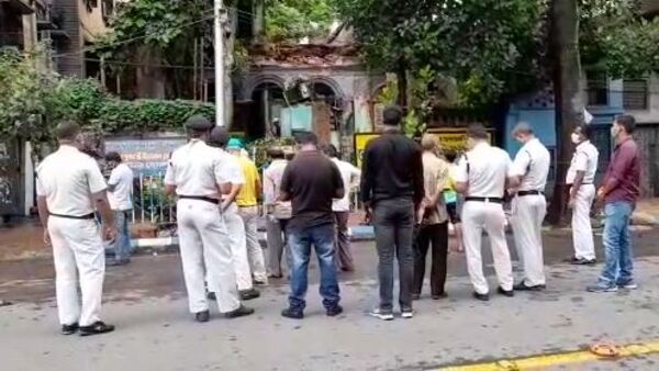 পারিবারিক ঝামেলায় মেরামতি বন্ধ ছিল