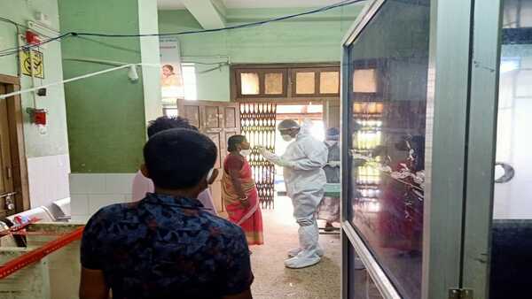 হাসপাতালের দায়িত্বজ্ঞানহীনতা