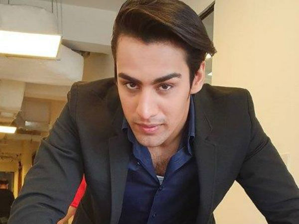 কোভিড যোদ্ধাদের সাহায্য