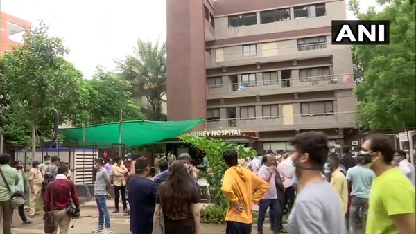 সরানো হয়েছে রোগীদের