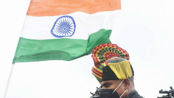 খাদির তৈরি পতাকা খাদির তৈরি পতাকা