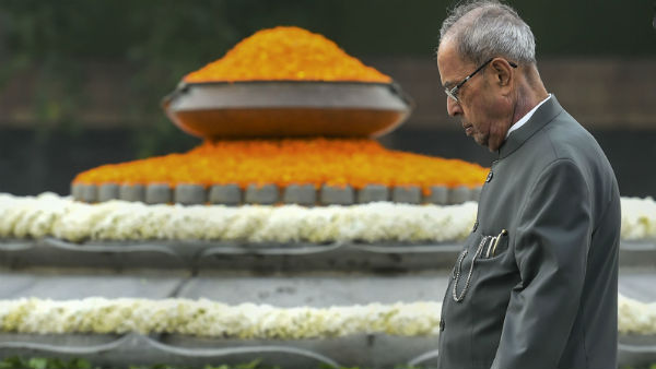 কংগ্রেস যোগ দিয়ে ক্রাইসিস ম্যানেজার প্রণব কংগ্রেস যোগ দিয়ে ক্রাইসিস ম্যানেজার প্রণব