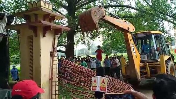 বিশ্বভারতীর দাবি