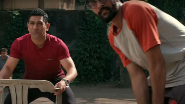 ভিডিওতে কোন ছয় ক্রিকেটার রয়েছেন?