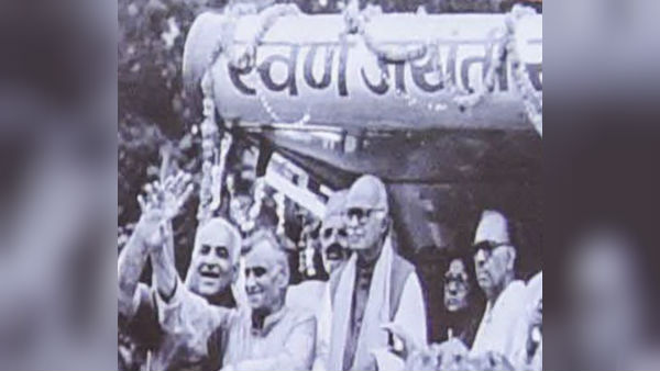 ষড়যন্ত্র প্রসঙ্গ ষড়যন্ত্র প্রসঙ্গ