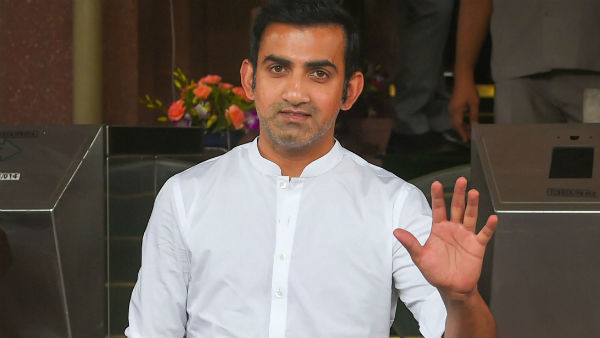 আন্দ্রে রাসেলকে থামাতে পারেন কোন বোলার