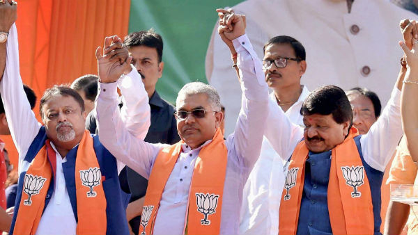 শহিদ-তর্পণ পালন মুকুল-কৈলাশের নেতৃত্বে