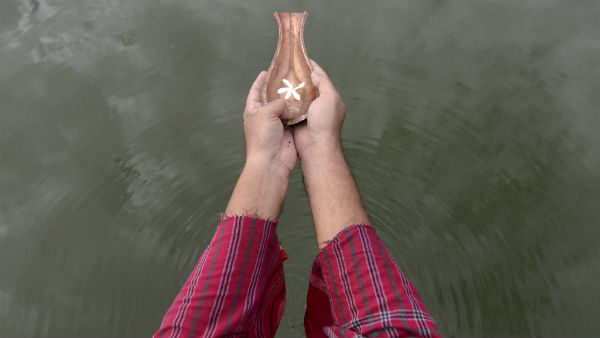 ঠাকুর অনুকুল চন্দ্রকে পরমত্মা ঘোষণা করার আবেদন নিয়ে মামলা ঠাকুর অনুকুল চন্দ্রকে পরমত্মা ঘোষণা করার আবেদন নিয়ে মামলা