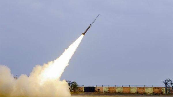 চিন সামরিক ক্ষেত্রে খরচ বাড়িয়েছে