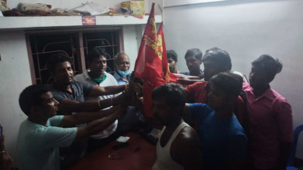 শতাধিক নেতা-কর্মী ফরওয়ার্ড ব্লকে 