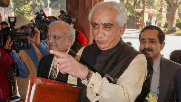 ৮০-র দশকেই প্রথম রাজ্যসভায় পা 