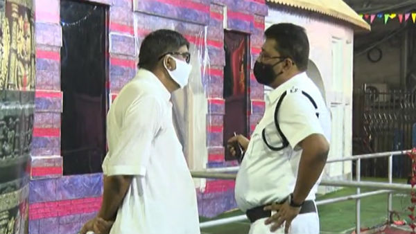 ব্যারিকেড দেওয়া চলছে প্যান্ডেলে-প্যান্ডেলে, তবে নিয়ম মানা হচ্ছে কি