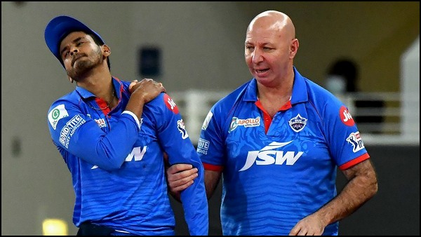 রাজস্থানের বিরুদ্ধে ফিল্ডিংয়ের সময় মাঠ ছাড়েন শ্রেয়স রাজস্থানের বিরুদ্ধে ফিল্ডিংয়ের সময় মাঠ ছাড়েন শ্রেয়স