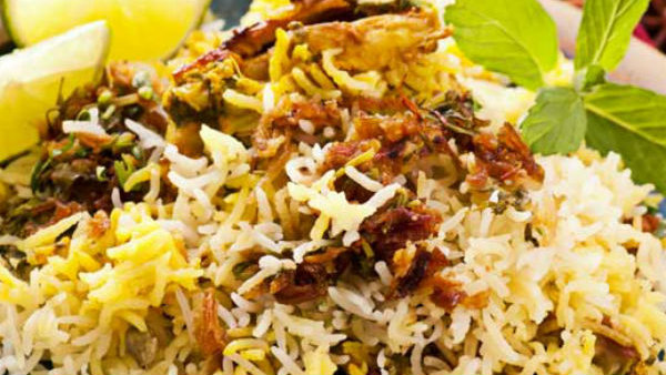 অভিযোগ পেয়েই পথে নামলেন রবীন্দ্রনাথ ঘোষ অভিযোগ পেয়েই পথে নামলেন রবীন্দ্রনাথ ঘোষ