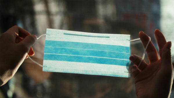 মাস্ক জরুরি