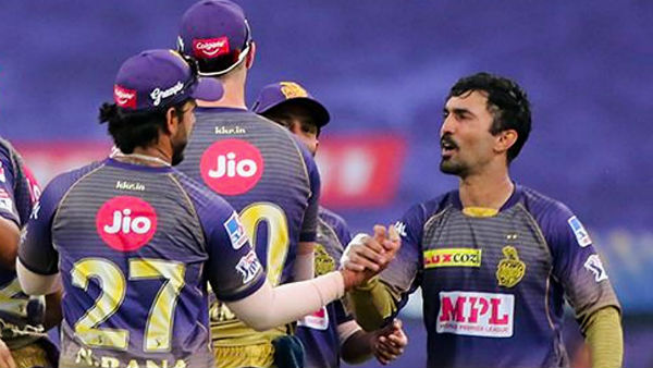 সুপার ক্যাপ্টেন দীনেশের হাত ধরে হ্যাটট্রিকের সামনে কেকেআর