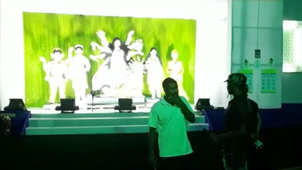 করোনা মোকাবিলায় প্রথম সারির যোদ্ধাদের সন্মানিত করল ইসলামপুরের পুজো 