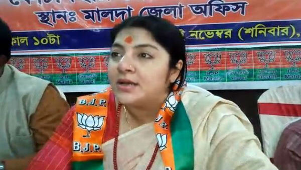 কোনও জল্পনার অবকাশ নেই, বোঝালেন লকেট