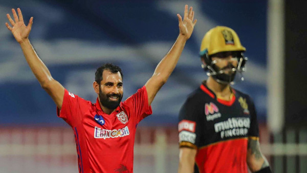 অনেকটাই এগোলেন শামি অনেকটাই এগোলেন শামি