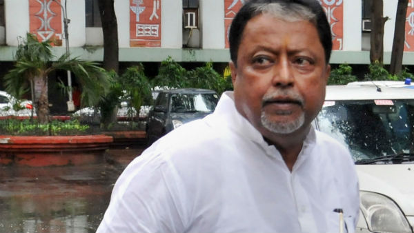 মুকুল বন্দনায় বিজেপির আদি নেতারা ক্ষুব্ধ 
