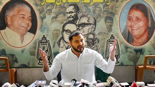 দুর্নীতির অভিযোগ নীতীশ কুমারের বিরুদ্ধে