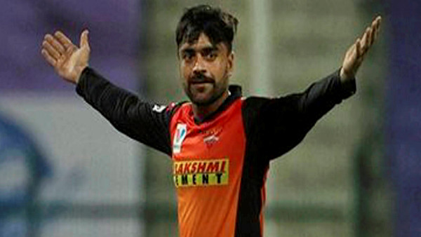দুই দলের হয়ে সর্বাধিক উইকেট