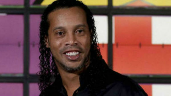 রোনাল্ডোর পর আক্রান্ত রোনাল্ডিনহো রোনাল্ডোর পর আক্রান্ত রোনাল্ডিনহো