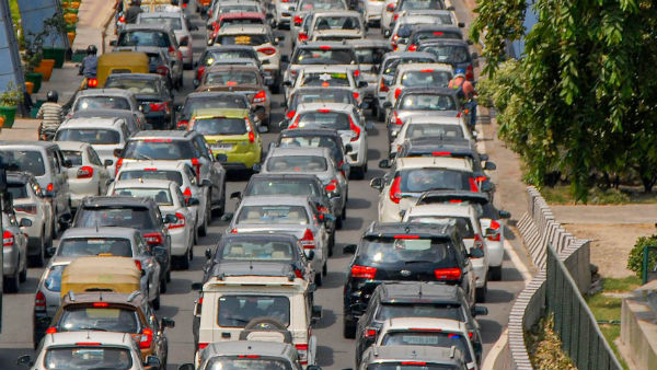 বাড়ছে বানিজ্যিক গাড়ির জরিমানও! বাড়ছে বানিজ্যিক গাড়ির জরিমানও!