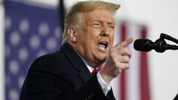 ট্রাম্পকে বহিষ্কারের জন্য ভোটাভুটির পথ খুলে গেল