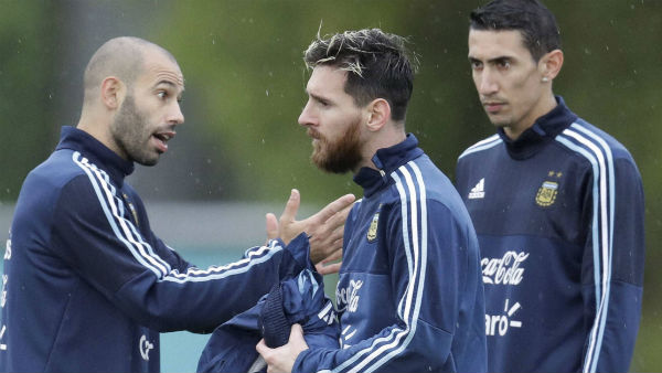 বিদায়বেলায় বন্ধুকে নিয়ে কী জানালেন মেসি বিদায়বেলায় বন্ধুকে নিয়ে কী জানালেন মেসি