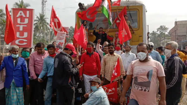 কোচবিহার থেকে কলকাতা, শ্রমিক সংগঠনের ডাকা বনধে উত্তপ্ত হল বাংলা