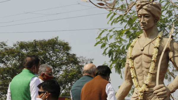 বাঁকুড়ায় মূর্তি বিতর্ক