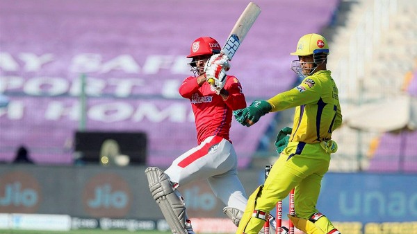 বল হাতে চেন্নাই বল হাতে চেন্নাই