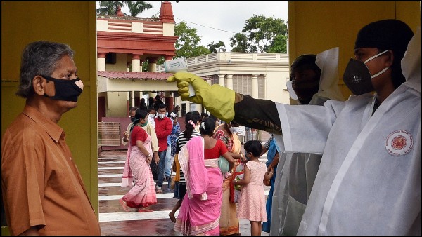 দক্ষিণেশ্বরে স্বাস্থ্যবিধিতে বিশেষ নজর দক্ষিণেশ্বরে স্বাস্থ্যবিধিতে বিশেষ নজর