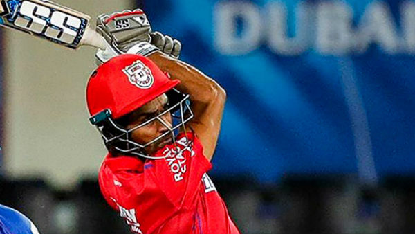 হুডার দুরন্ত ব্যাটিং হুডার দুরন্ত ব্যাটিং