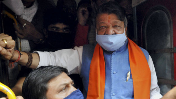 গ্রেফতার কৈলাস বিজয়বর্গীয়