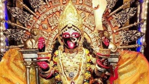 সোনায় মুড়েছে কালীমূর্তি, অনুব্রতর প্রার্থনা কী?