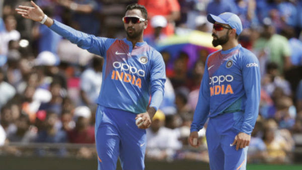 পরিবার নিয়ে দেশে ফিরছেন ক্রুণাল 