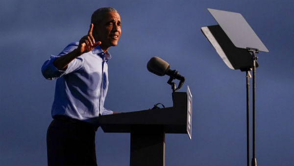 ওবামার ফোনে প্যানিক অ্যাটাক