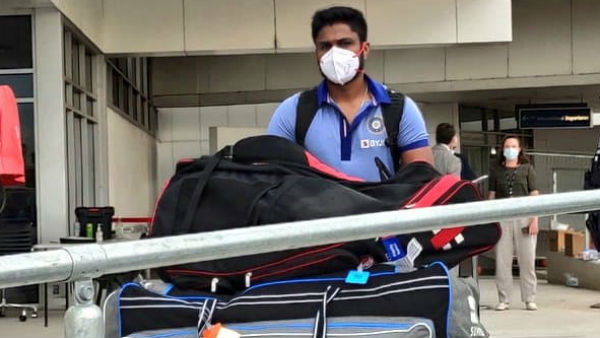 দিন রাতের টেস্ট খেলে দেশে ফিরবেন কোহলি দিন রাতের টেস্ট খেলে দেশে ফিরবেন কোহলি