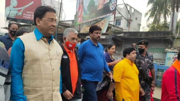 দিলীপের চায়ে পে চর্চায় নেই শান্তনু! দিলীপের চায়ে পে চর্চায় নেই শান্তনু!