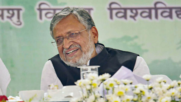 বিহারের পর্ববেক্ষক ফড়নবীশের সুশীল-বার্তা বিহারের পর্ববেক্ষক ফড়নবীশের সুশীল-বার্তা