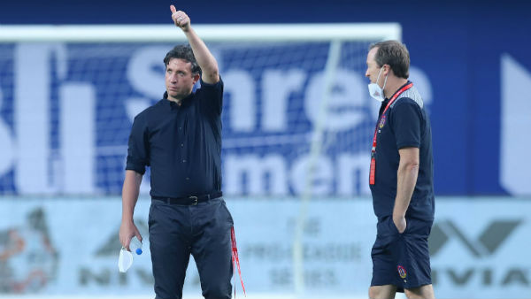 ডার্বি হারের পর সমর্থকদের কোন বার্তা এসসি ইস্টবেঙ্গলের কোচ ফাওলারের? ডার্বি হারের পর সমর্থকদের কোন বার্তা এসসি ইস্টবেঙ্গলের কোচ ফাওলারের?