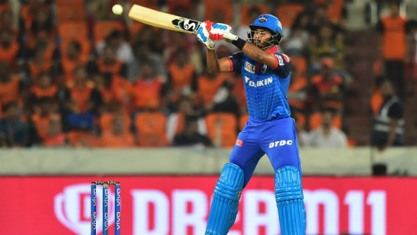 আরসিবির বিরুদ্ধে ম্যাচে নামার আগে দিল্লি কটি ছক্কা হাঁকিয়েছে ও হজম করেছে আরসিবির বিরুদ্ধে ম্যাচে নামার আগে দিল্লি কটি ছক্কা হাঁকিয়েছে ও হজম করেছে