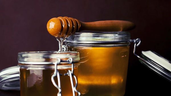  বিশুদ্ধ মধুতে চিনির সিরাপ!